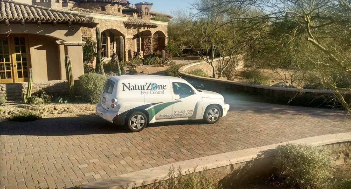 A-Bug-Exterminator-Service-Car